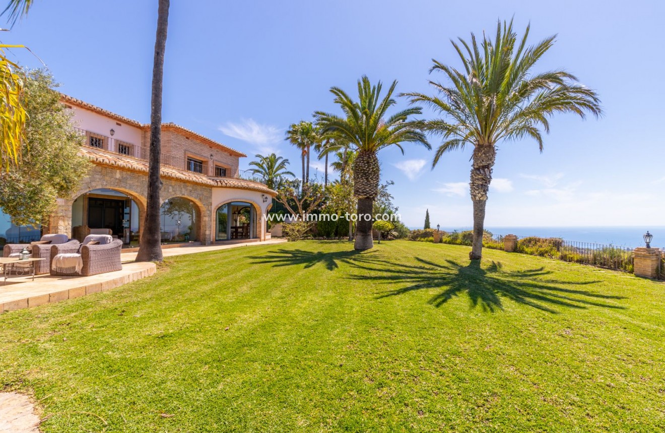 Resale - Villa - Benissa - Benimarco