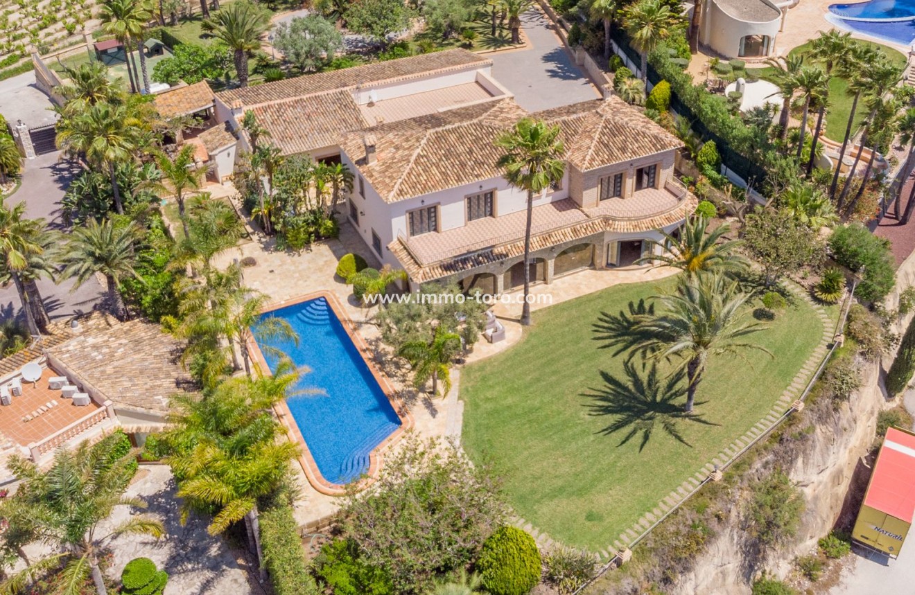Resale - Villa - Benissa - Benimarco