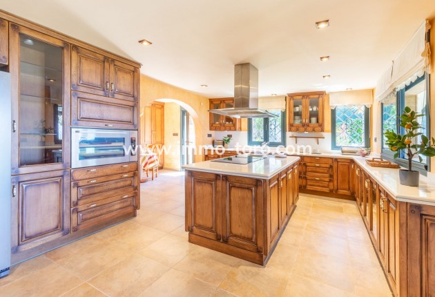 Resale - Villa - Benissa - Benimarco