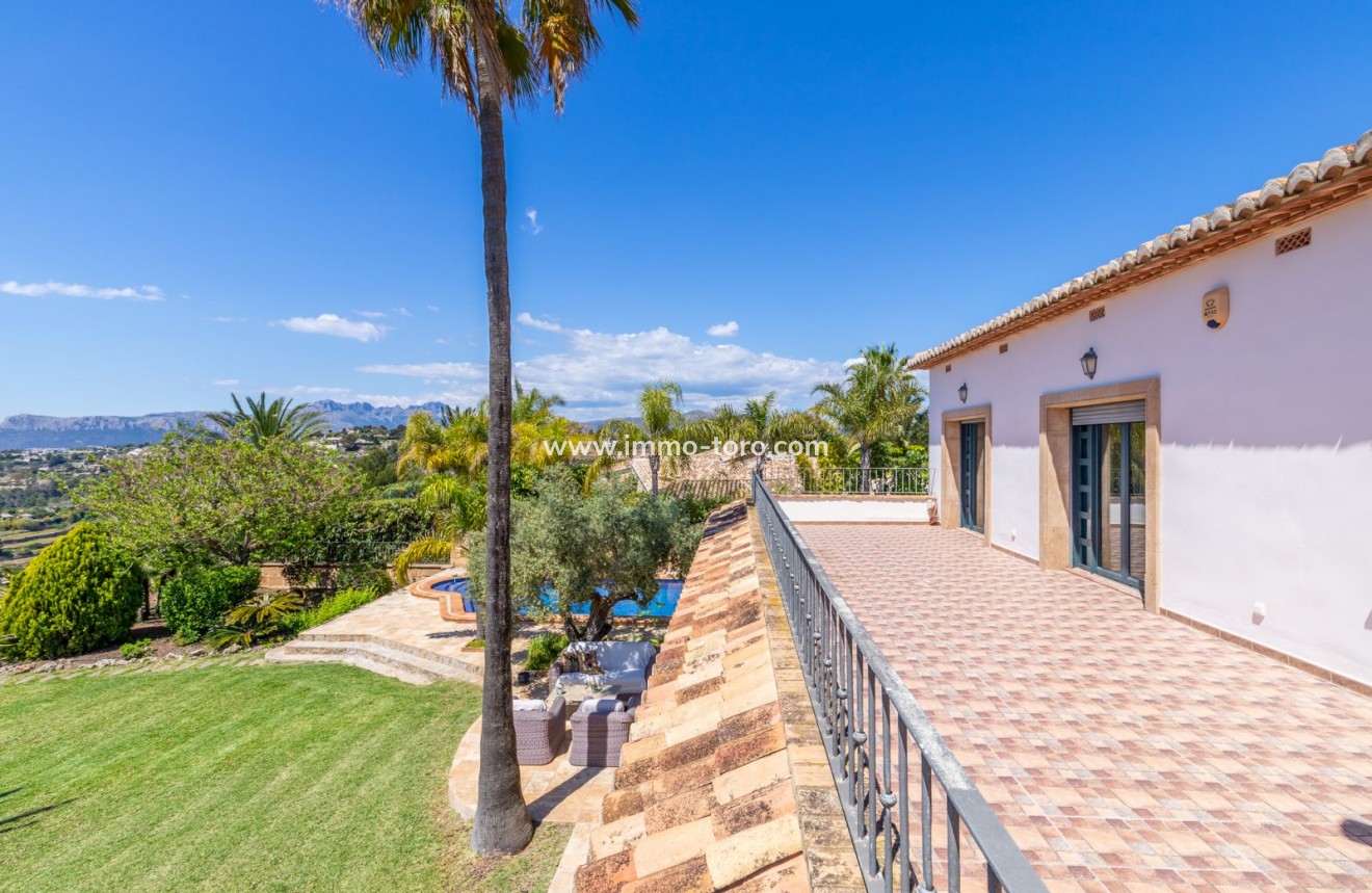 Resale - Villa - Benissa - Benimarco
