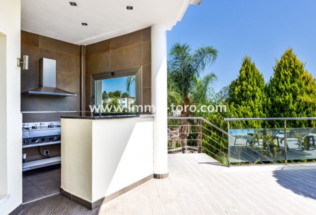 Resale - Villa - Benissa - La Fustera