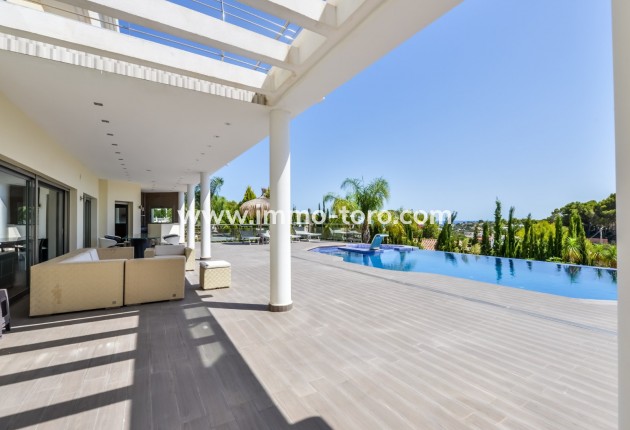 Resale - Villa - Benissa - La Fustera
