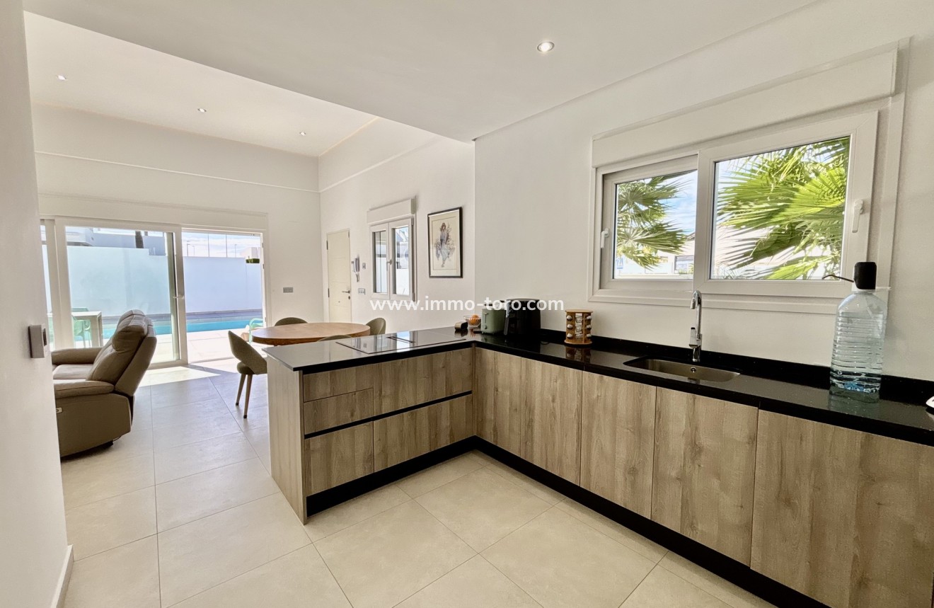 New Build - Villa - Benijófar