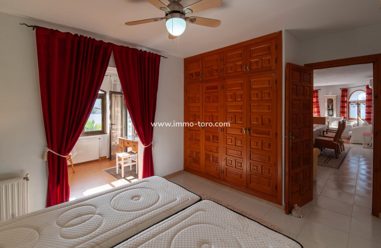 Resale - Villa - Calpe - Ortenbach