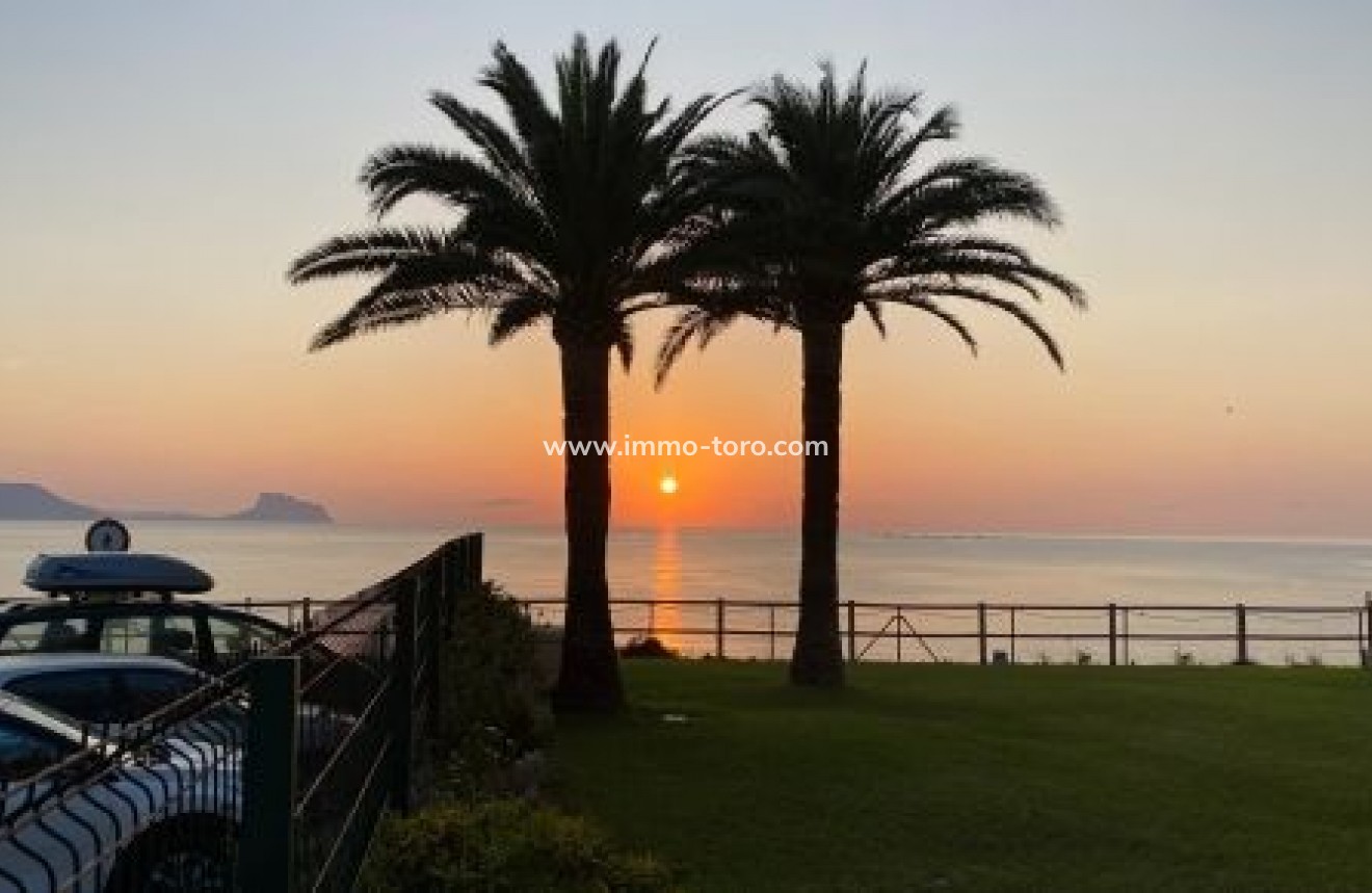 Resale - Villa - l'Alfas del Pi - Alfaz del PI Pueblo-Urbanizaciones