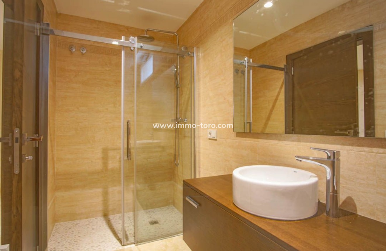 Resale - Villa - l'Alfas del Pi - Alfaz del PI Pueblo-Urbanizaciones