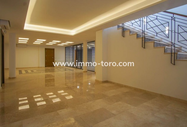 Resale - Villa - l'Alfas del Pi - Alfaz del PI Pueblo-Urbanizaciones