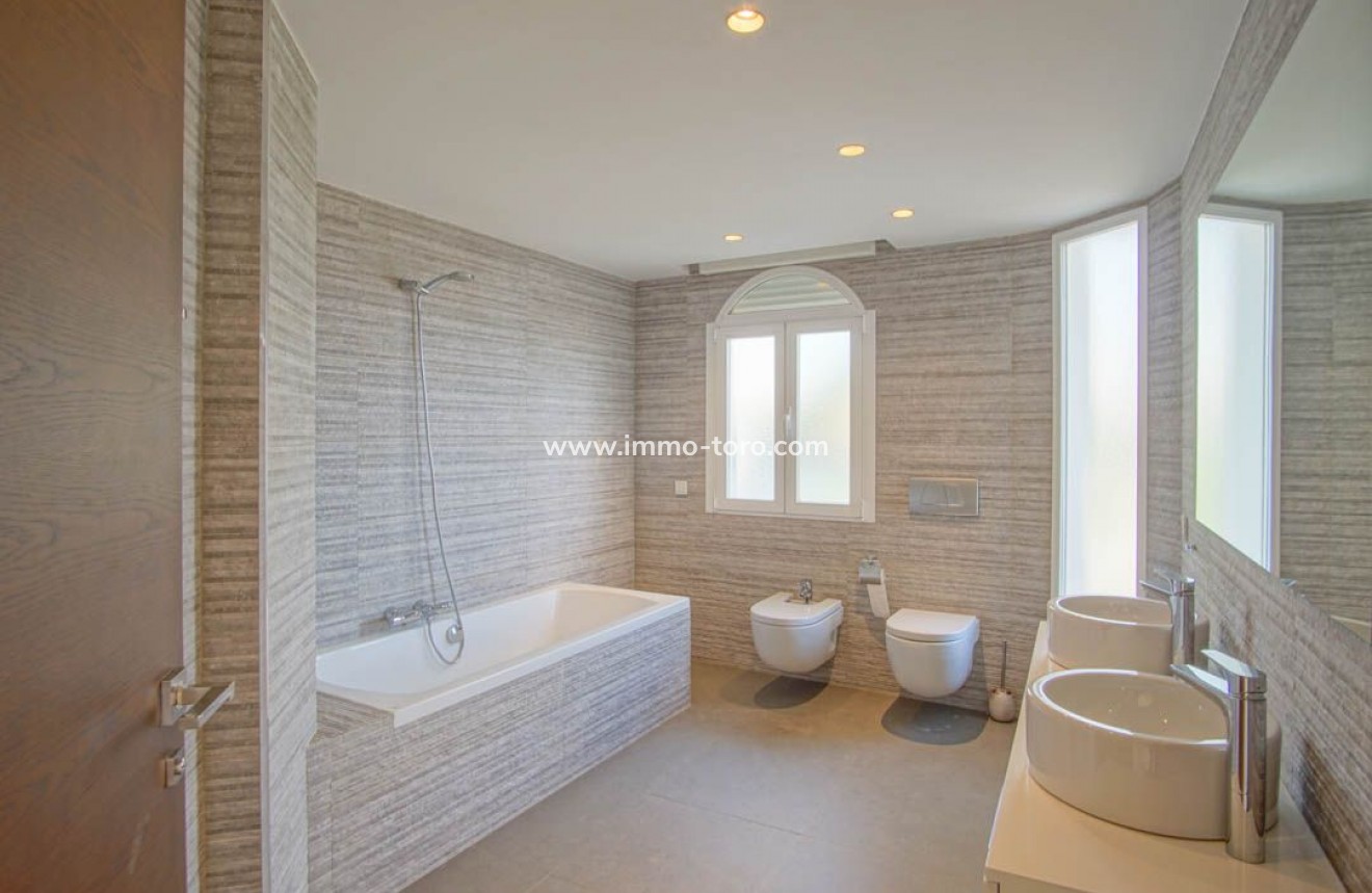 Resale - Villa - l'Alfas del Pi - Alfaz del PI Pueblo-Urbanizaciones