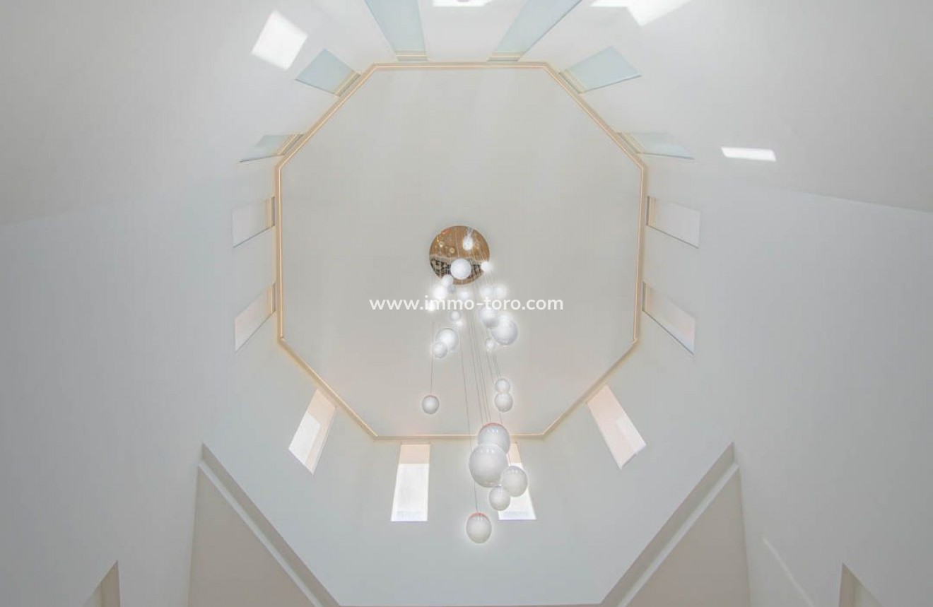 Resale - Villa - l'Alfas del Pi - Alfaz del PI Pueblo-Urbanizaciones