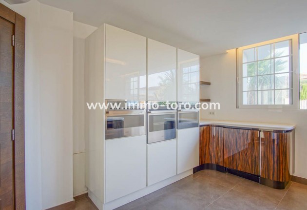 Resale - Villa - l'Alfas del Pi - Alfaz del PI Pueblo-Urbanizaciones