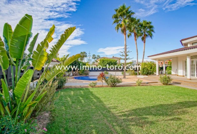 Resale - Villa - l'Alfas del Pi - Alfaz del PI Pueblo-Urbanizaciones