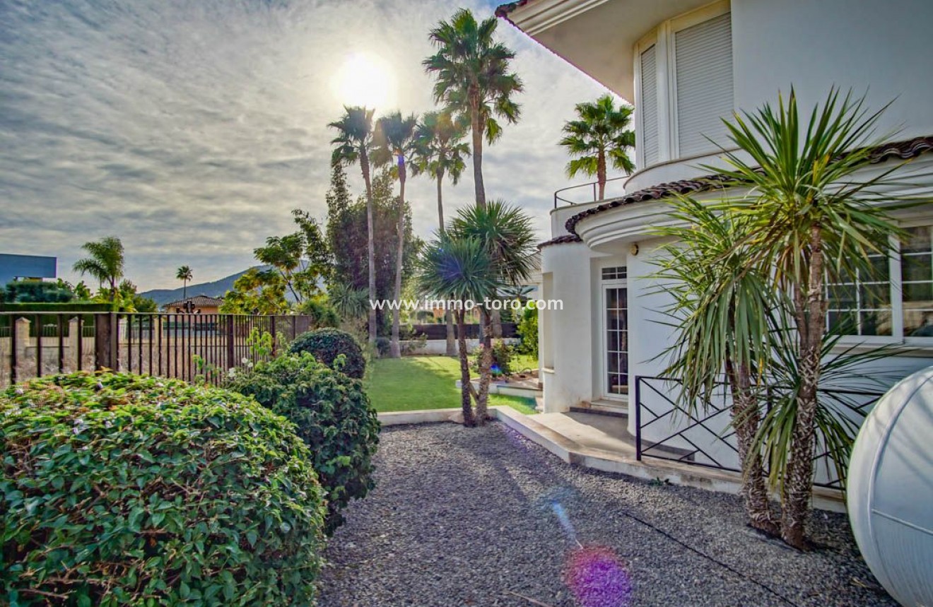 Resale - Villa - l'Alfas del Pi - Alfaz del PI Pueblo-Urbanizaciones