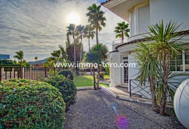 Resale - Villa - l'Alfas del Pi - Alfaz del PI Pueblo-Urbanizaciones