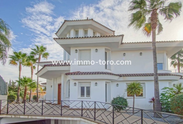 Resale - Villa - l'Alfas del Pi - Alfaz del PI Pueblo-Urbanizaciones