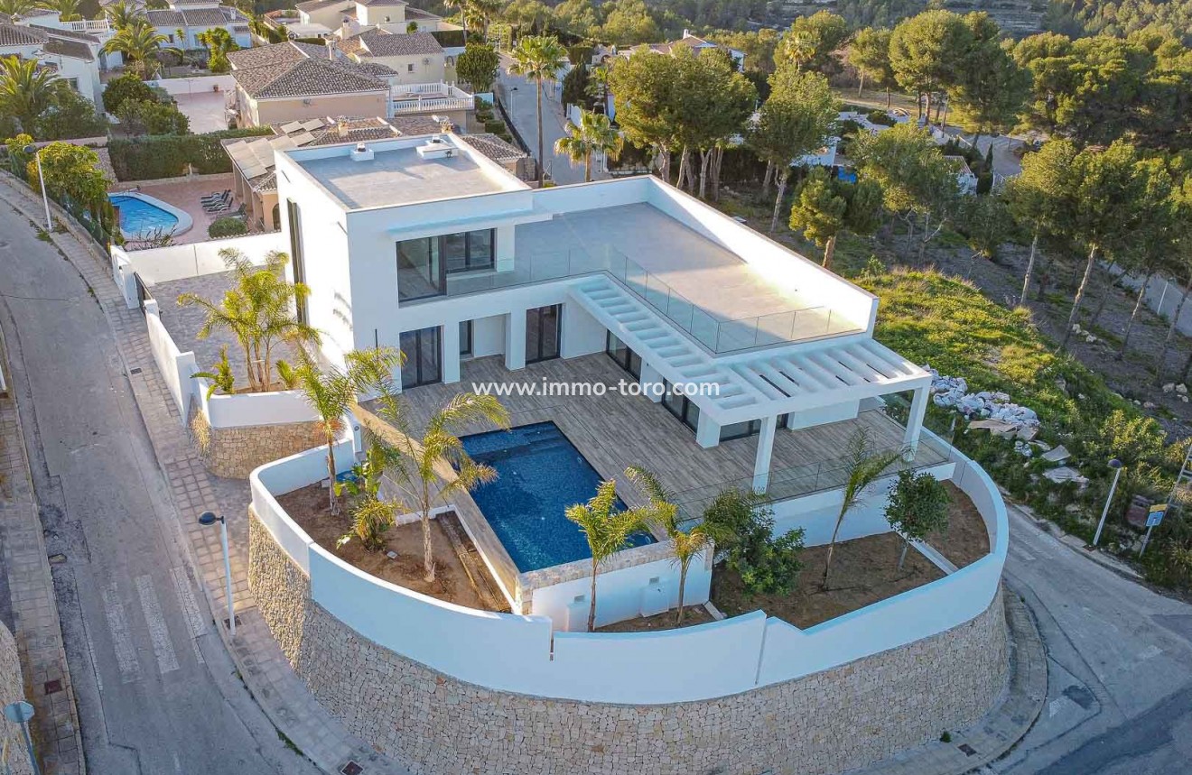 Resale - Villa - Moraira - Benimeit