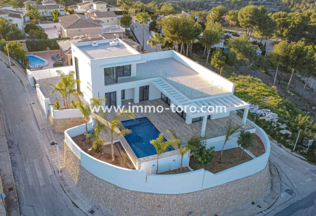 Resale - Villa - Moraira - Benimeit