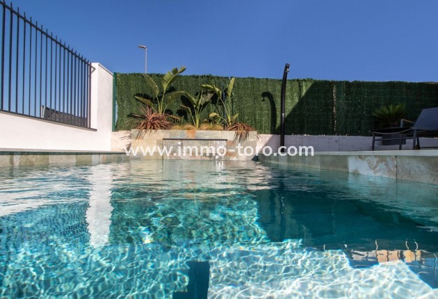 Nueva construcción  - Villa / Chalet - Finestrat - Puig Campana Golf