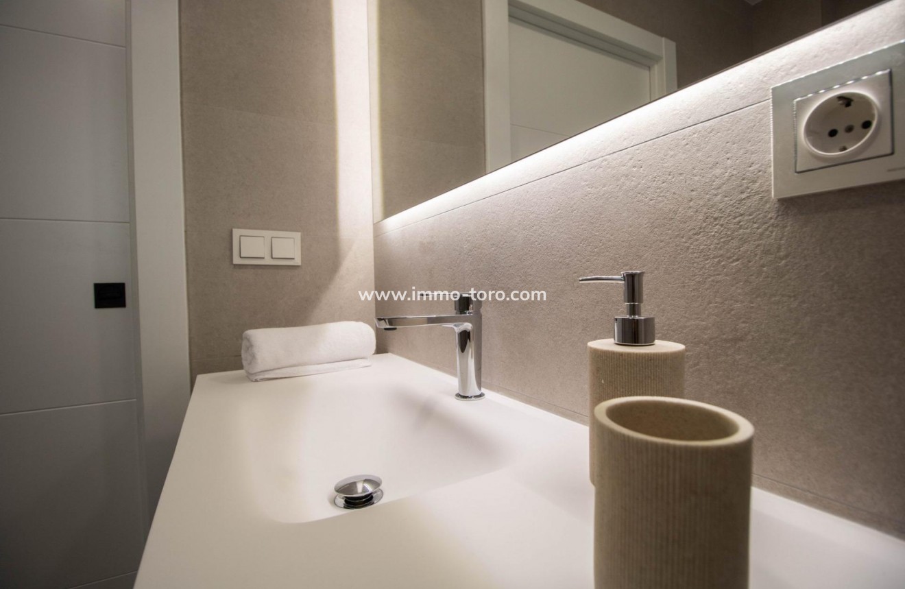 Nueva construcción  - Villa / Chalet - Finestrat - Puig Campana Golf