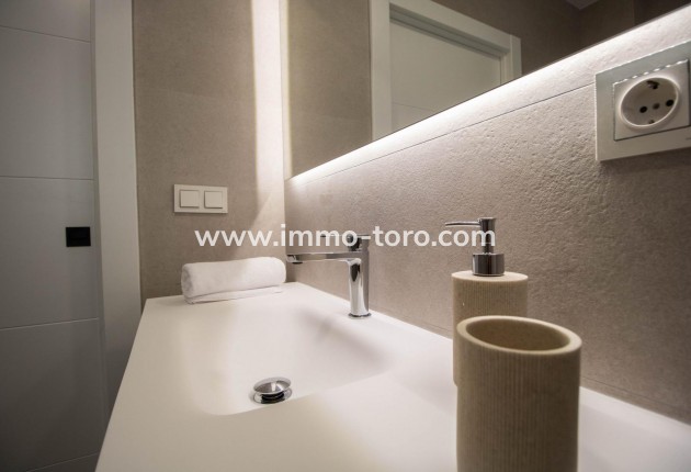 Nueva construcción  - Villa / Chalet - Finestrat - Puig Campana Golf