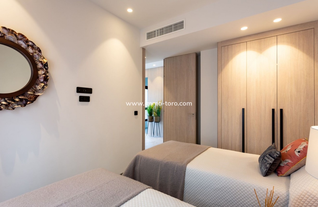 Nueva construcción  - Adosado - La Finca Golf