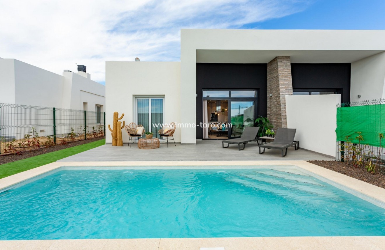 Nueva construcción  - Villa / Chalet - Algorfa - La Finca Golf