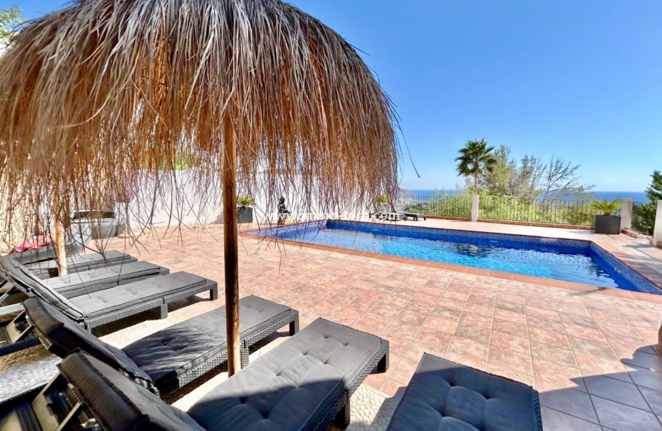 Resale - Villa - Moraira - Benimeit