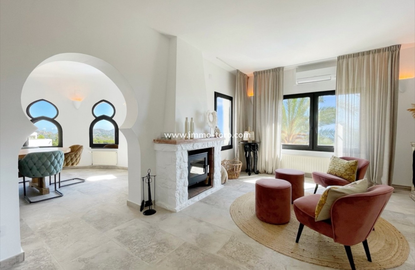 Resale - Villa - Moraira - Benimeit