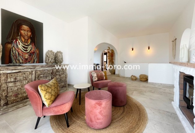 Resale - Villa - Moraira - Benimeit