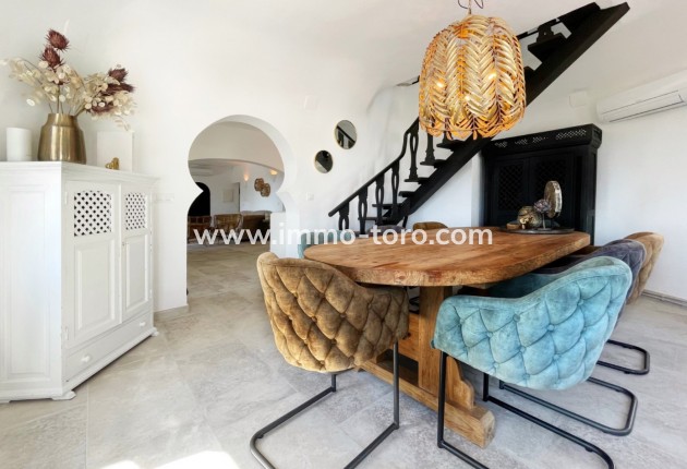 Resale - Villa - Moraira - Benimeit