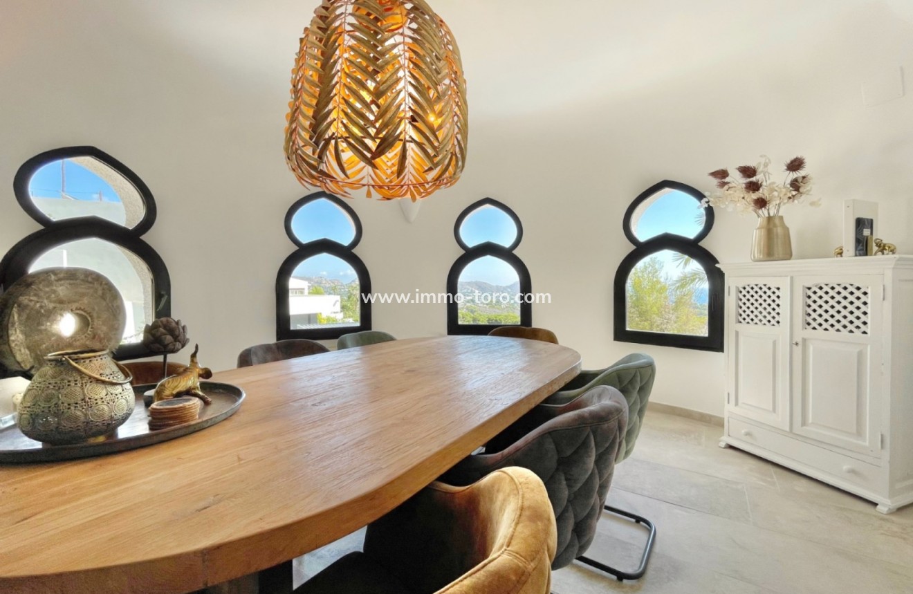 Resale - Villa - Moraira - Benimeit