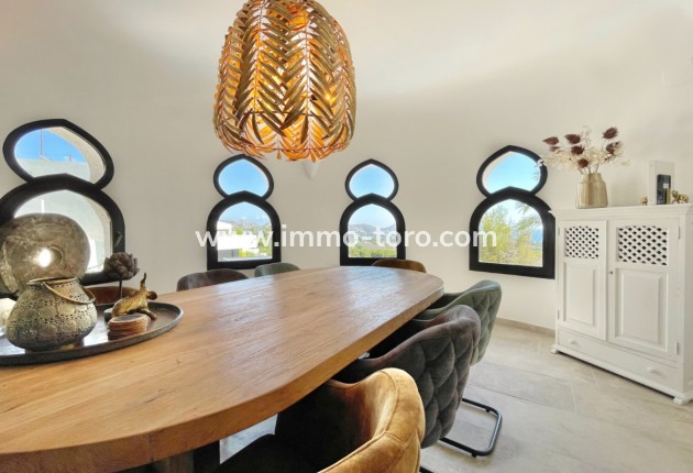 Resale - Villa - Moraira - Benimeit