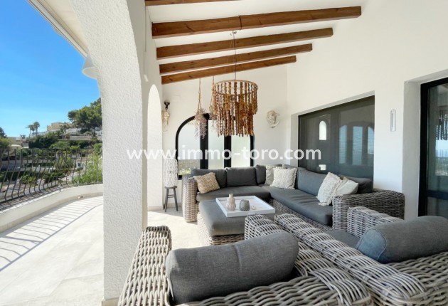 Resale - Villa - Moraira - Benimeit