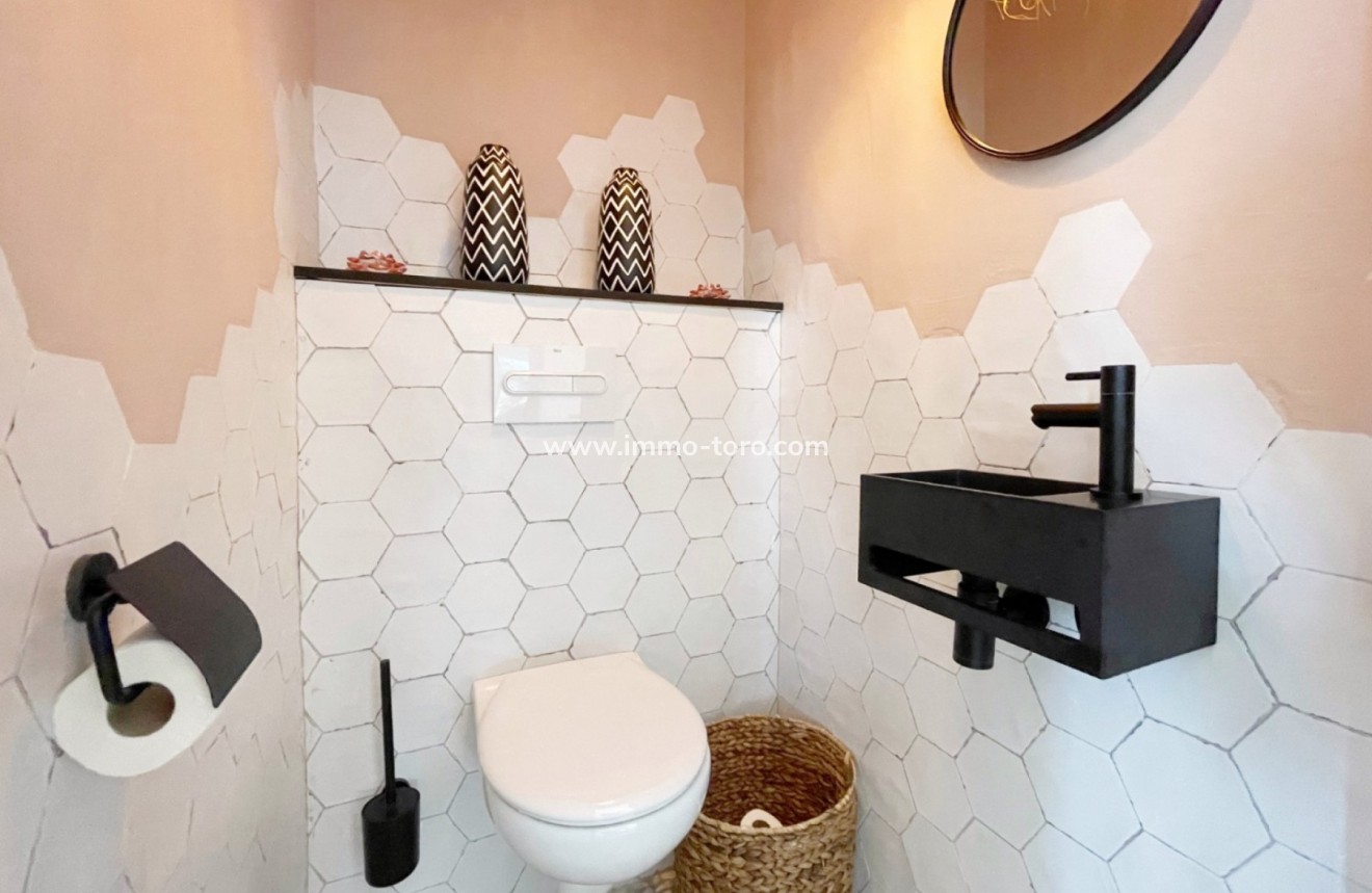 Resale - Villa - Moraira - Benimeit