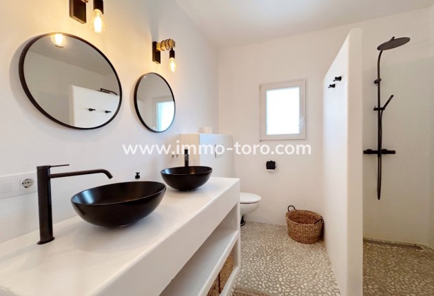 Resale - Villa - Moraira - Benimeit