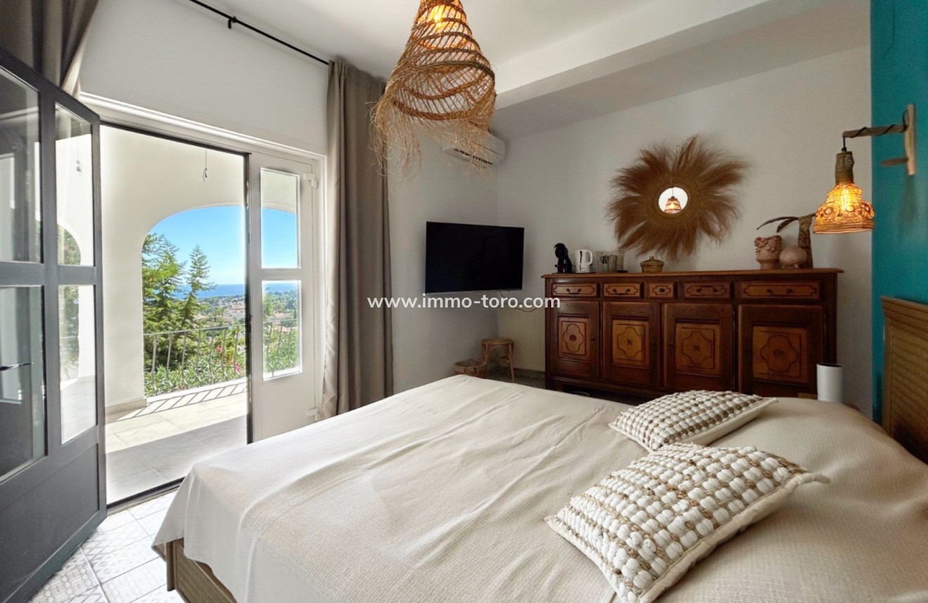 Resale - Villa - Moraira - Benimeit