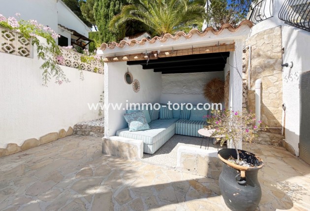 Resale - Villa - Moraira - Benimeit