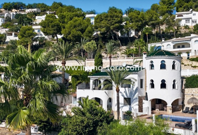 Resale - Villa - Moraira - Benimeit