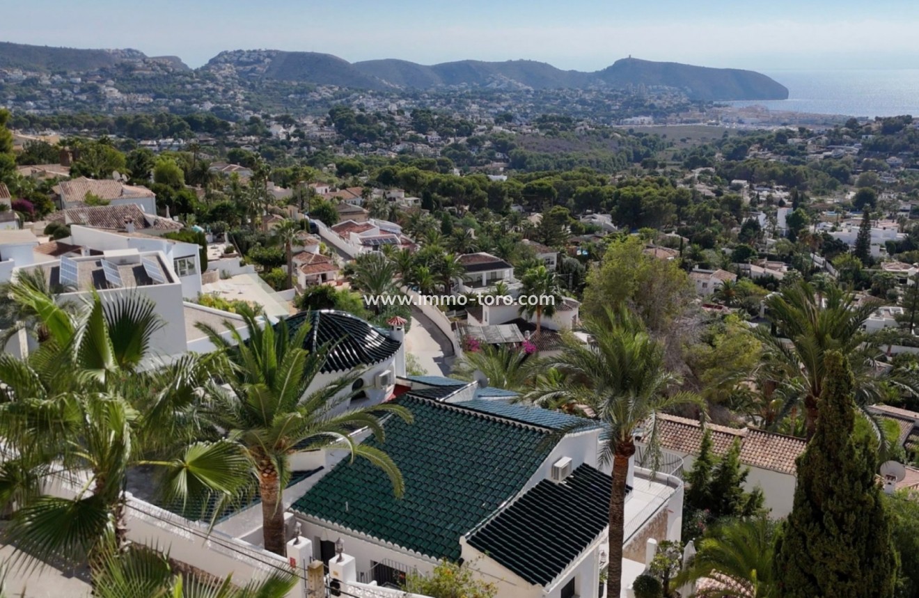 Resale - Villa - Moraira - Benimeit