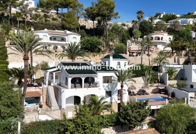 Resale - Villa - Moraira - Benimeit
