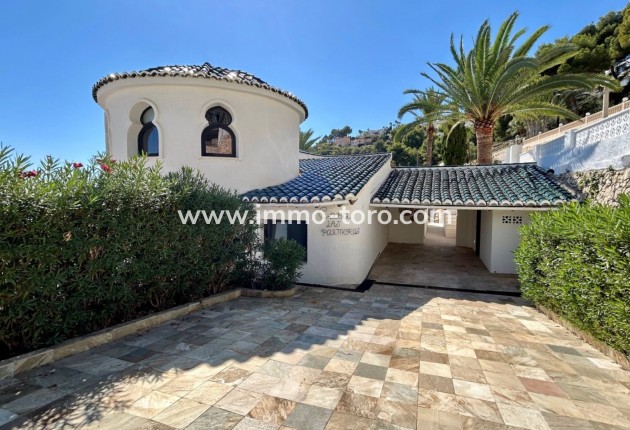 Resale - Villa - Moraira - Benimeit