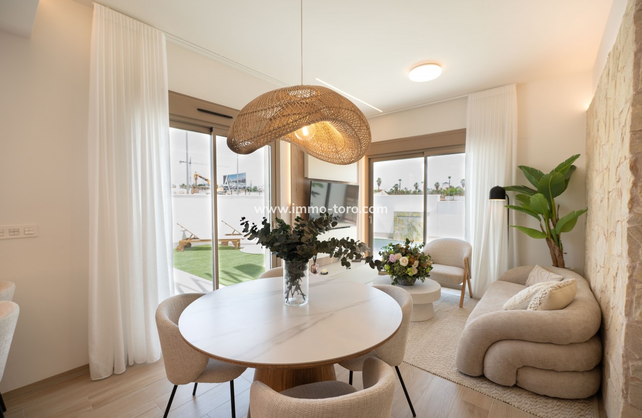 New Build - Detached house / Townhouse - Los Alcázares