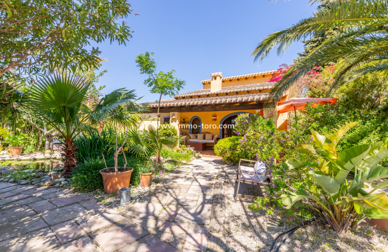 Venta - Villa / Chalet - Teulada - Campo