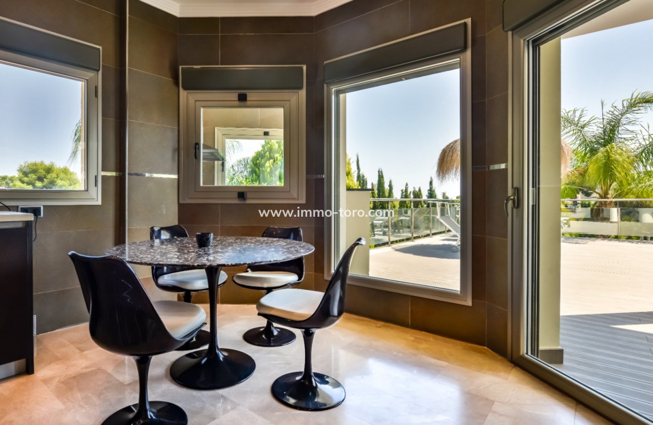 Venta - Villa / Chalet - Benissa - La Fustera