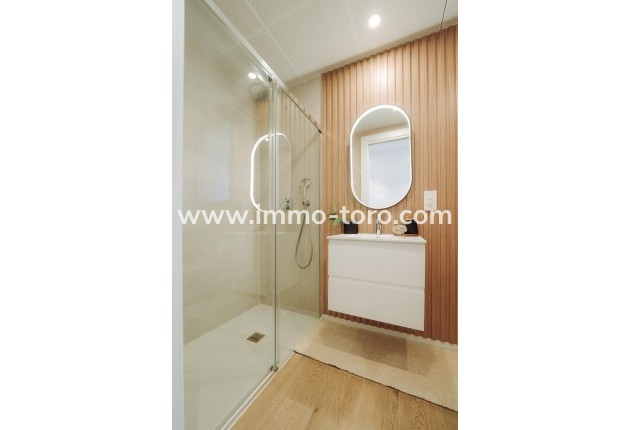 Resale - Apartment - Alfaz del Pi