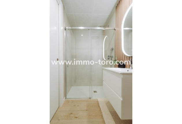 Resale - Apartment - Alfaz del Pi