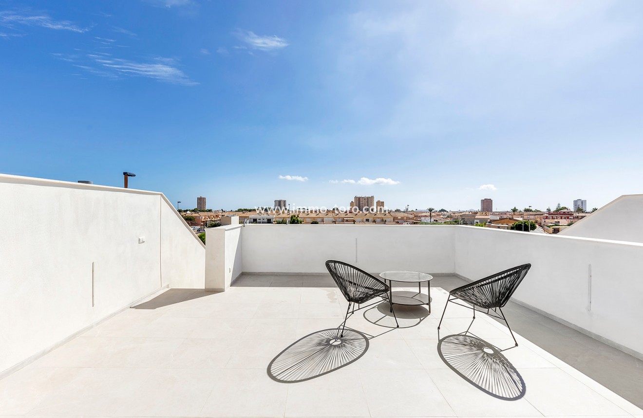 Nueva construcción  - Villa / Chalet - Los Alcázares