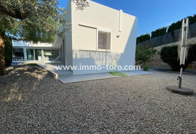 Resale - Villa - Benissa