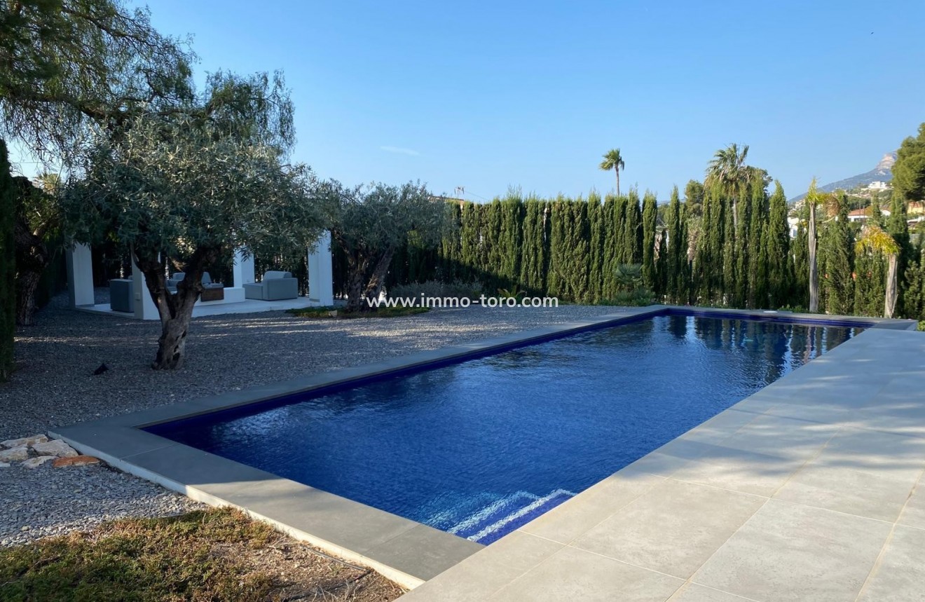 Resale - Villa - Benissa