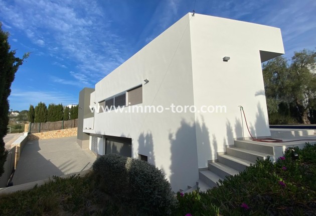Resale - Villa - Benissa