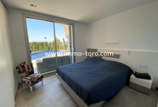 Resale - Villa - Benissa